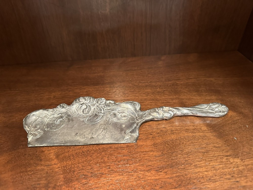 Antique Middletown Crumb Catcher Pattern 91