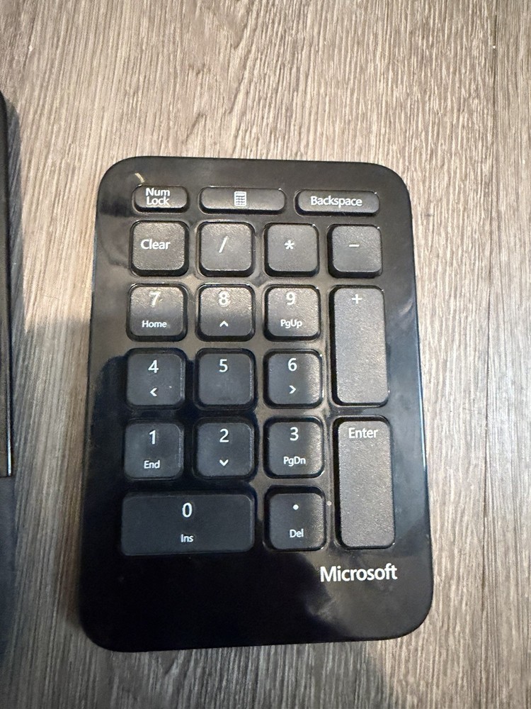 Microsoft Sculpt Ergonomic Keyboard Mouse & Numeric Pad-Set with USB Dongle