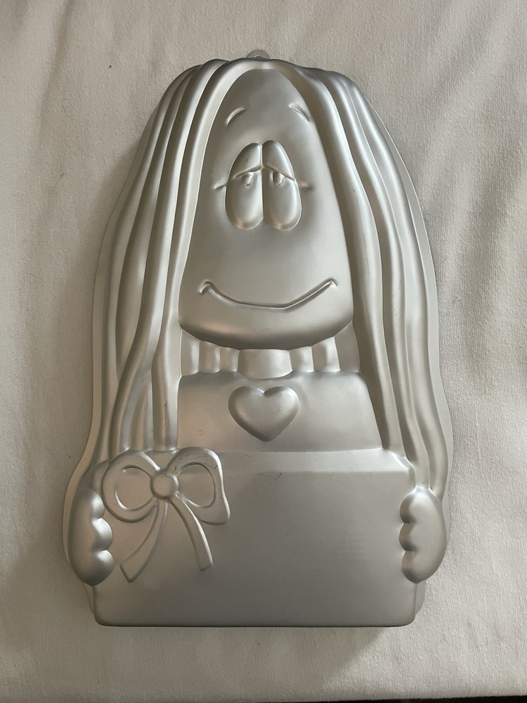 1983 Wilton Cathy Comic Strip Cake Pan