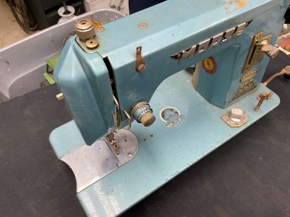 Vintage Morse 600 Sewing Machine - Untested As-is