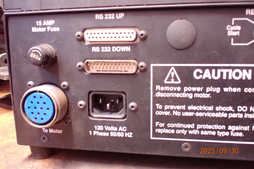 OLDER HAAS SERVO CONTROL POWERS UP FOR PARTS NEEDS WORK