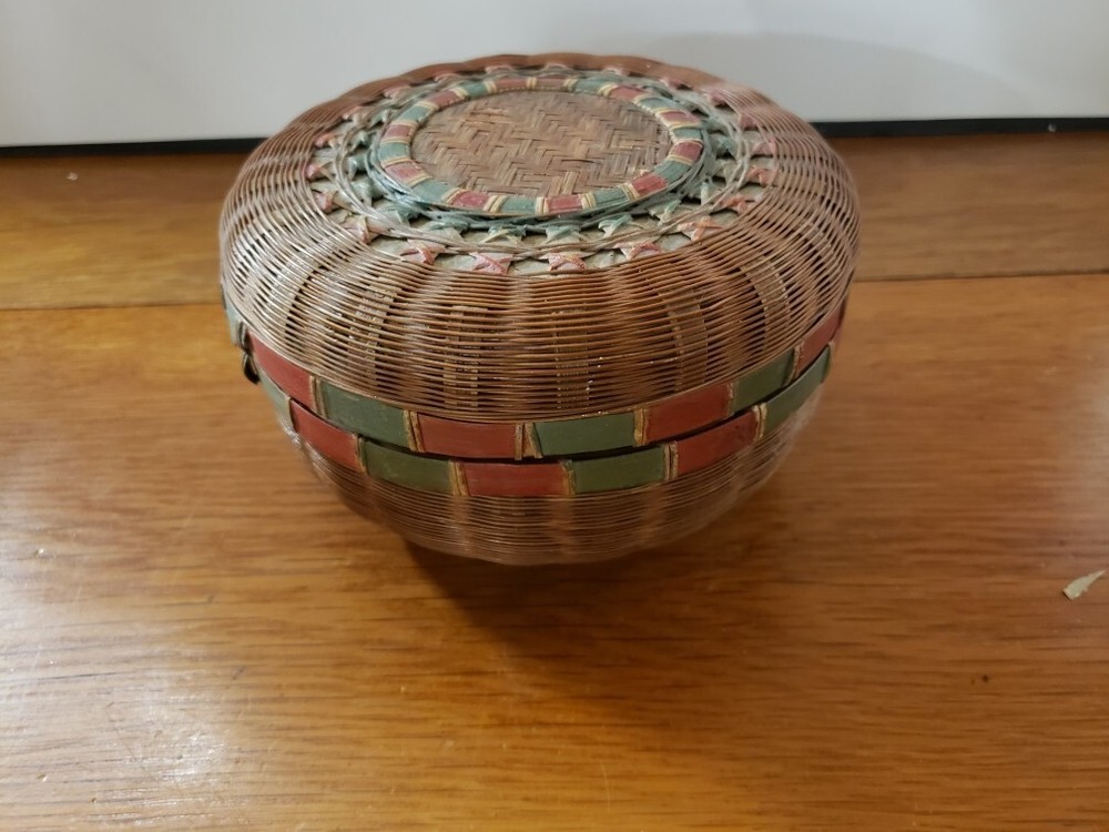 Circa 1930s/1940s Woven Wicker Lidded Sewing Basket