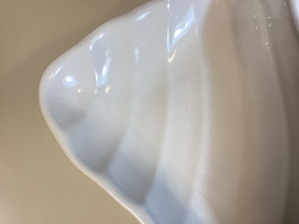 Japan White Seashell Ceramic Serving Platter 14.5" Dips Appetizers Chips Fruit
