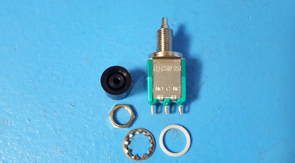 (2 PCS) PUSH BUTTON SWITCH, MOMENTARY, ELECTRO USA, 125VAC/ 6A - 250 VAC/ 3A