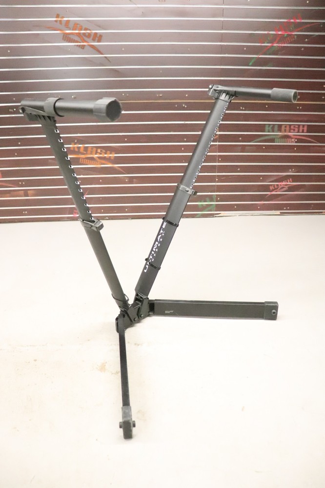 Ultimate Support V-Stand Pro V-Style Keyboard Stand Black