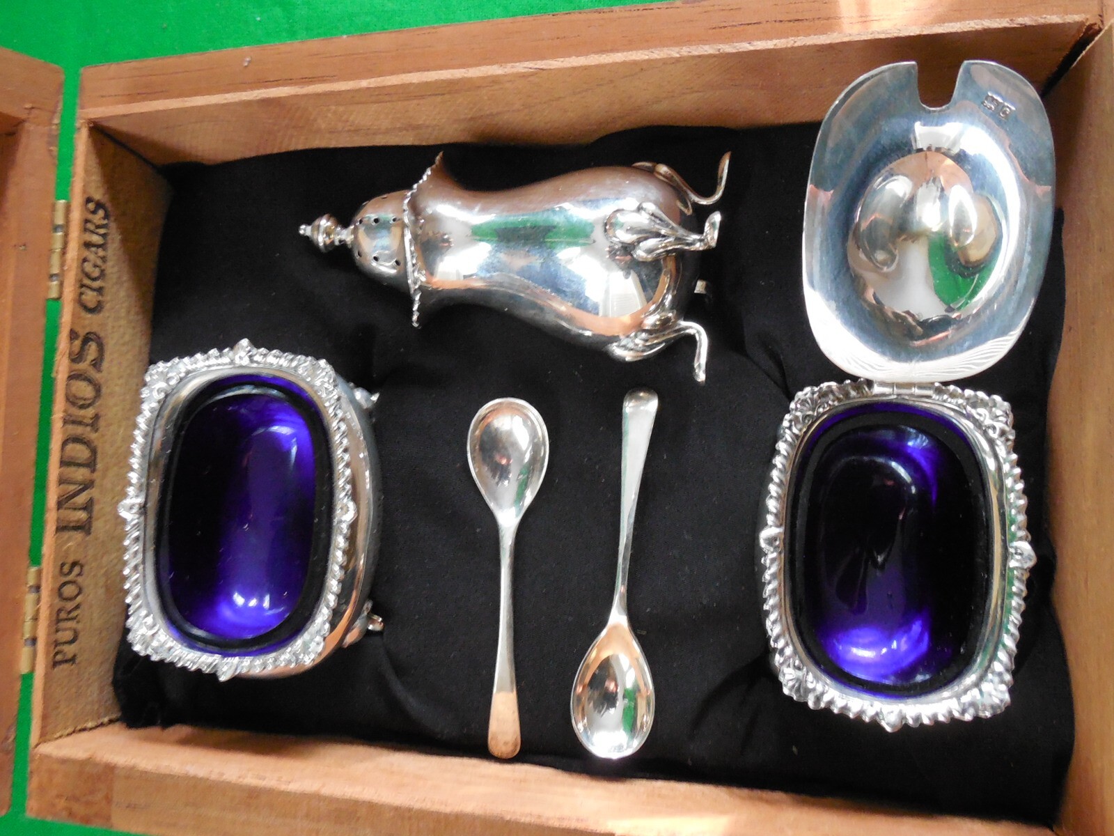Mappin & Webb Sterling Silver Condiment Set in Cigar Box ~