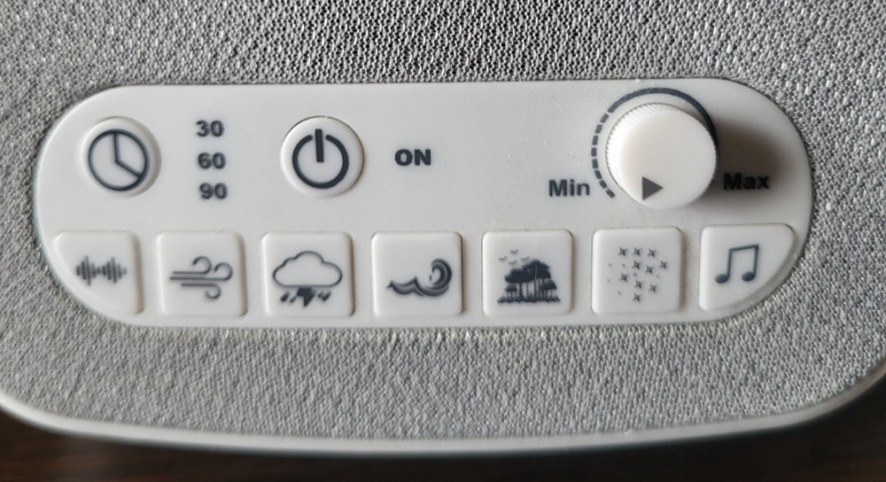 White Noise Machine with 7 sounds & sleep timer - Used working condition