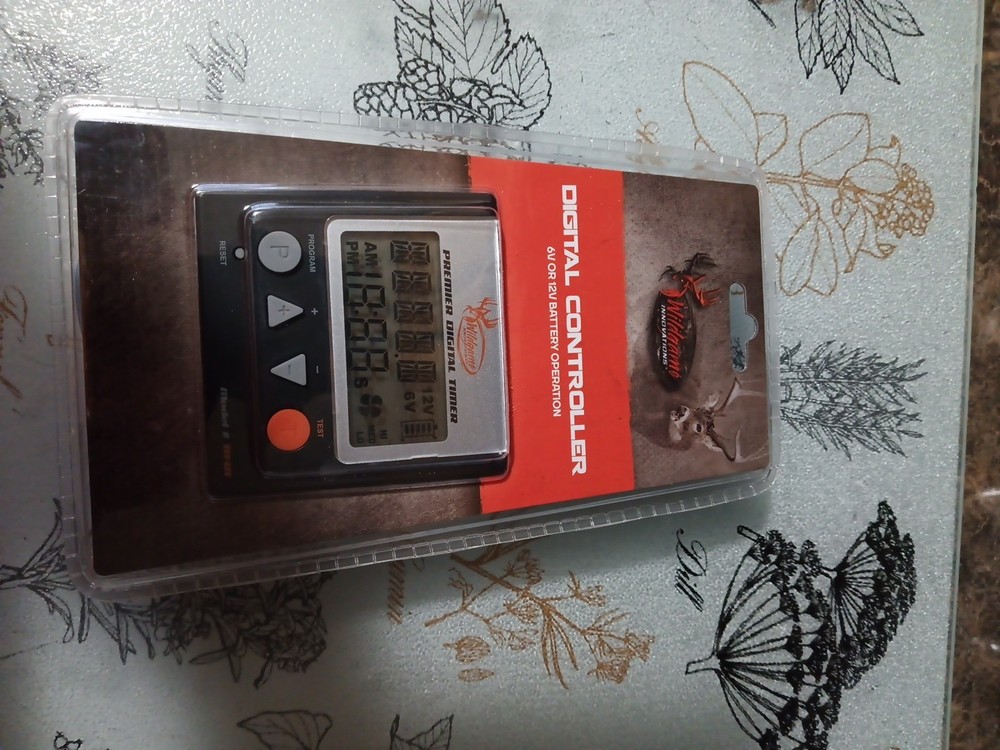 Wildgame Innovations Digital Controller Timer 6V or 12V Battery Operation  TH-DT