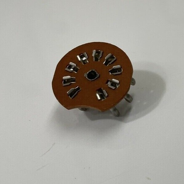(1) PCB 9 pin tube socket