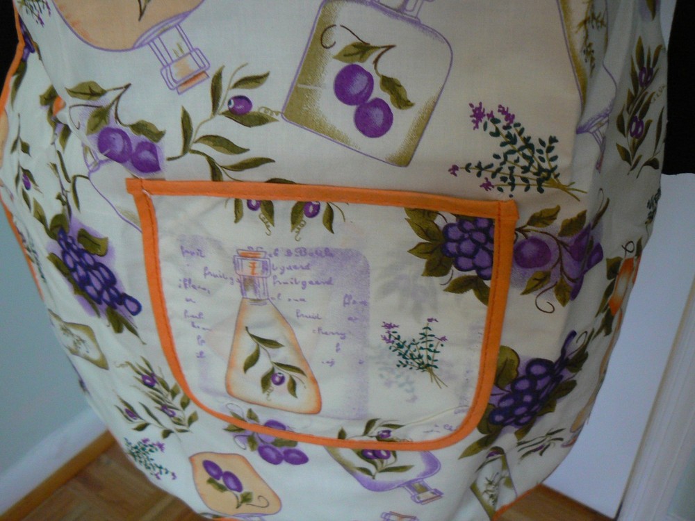 NWOT OLIVES PRINT KITCHEN APRON POLY COTTON
