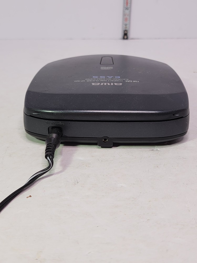 AIWA XP-520 COMPACT CD Portable Disc Player E.A.S.S - Read Ad