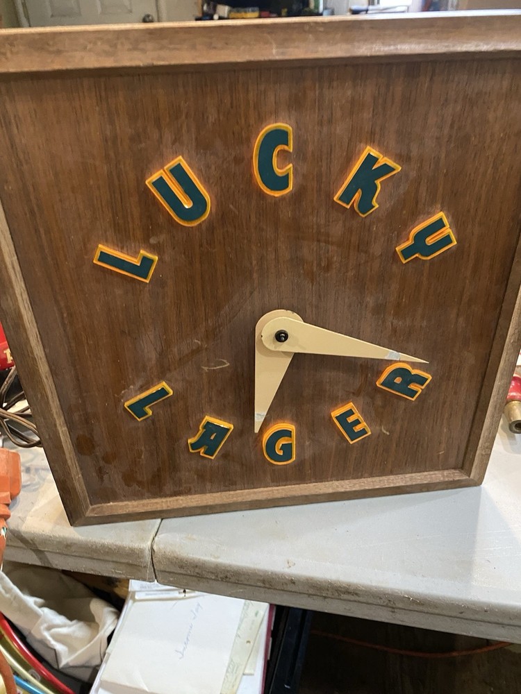 Lucky Lager Clock