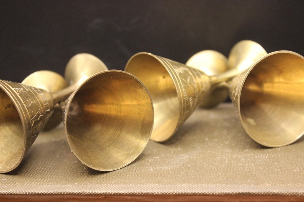 Brass Tea Pot Hinged Lid + 4 Goblets Indian Middle Eastern Service Set