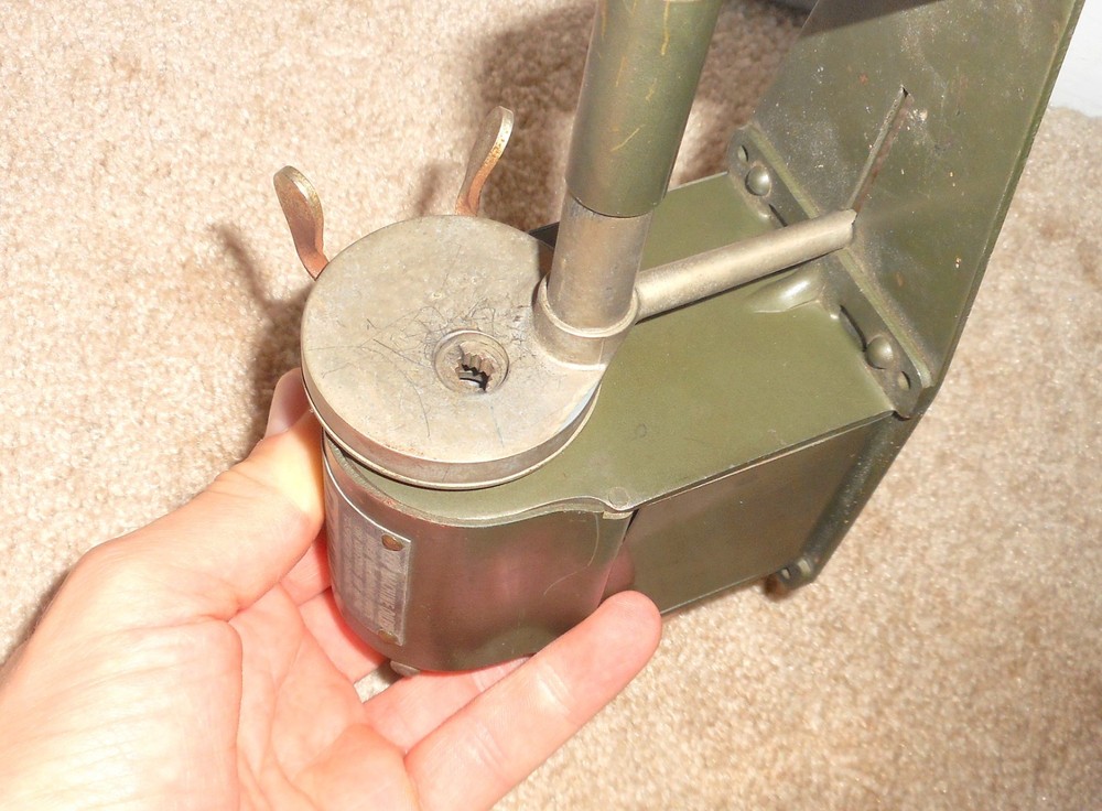 GREAT VINTAGE APSCO DANDY PENCIL SHARPENER