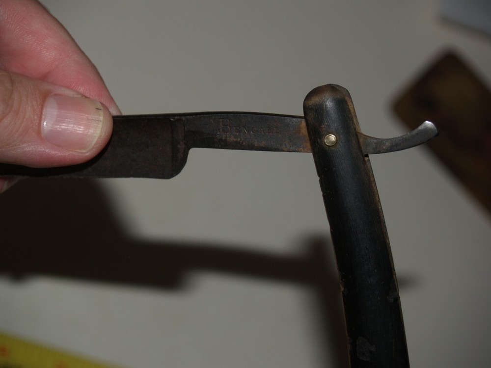 Antique Straight Razor - Bengall