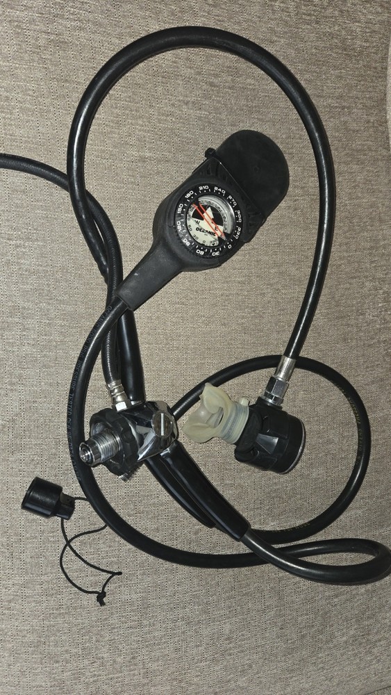Oceanic Prodigy Computer Console & US DIVERS Micra Regulator Dive Set