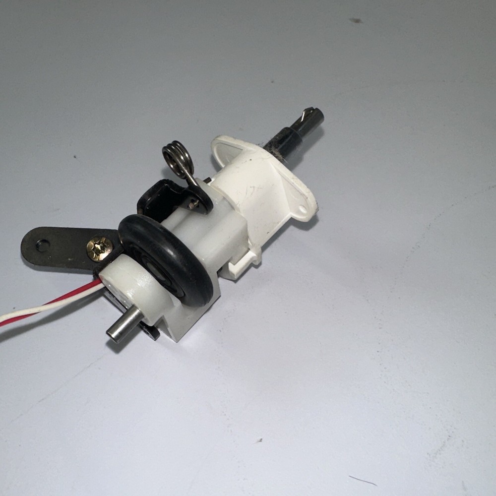 Pacesetter by Brother PC-8200 - Thread Holder Assembly Motor Replacement Part