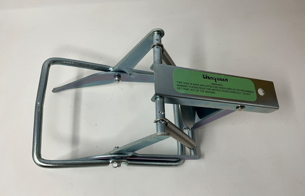 Wanqueen scissor-jawed mole trap and eliminator