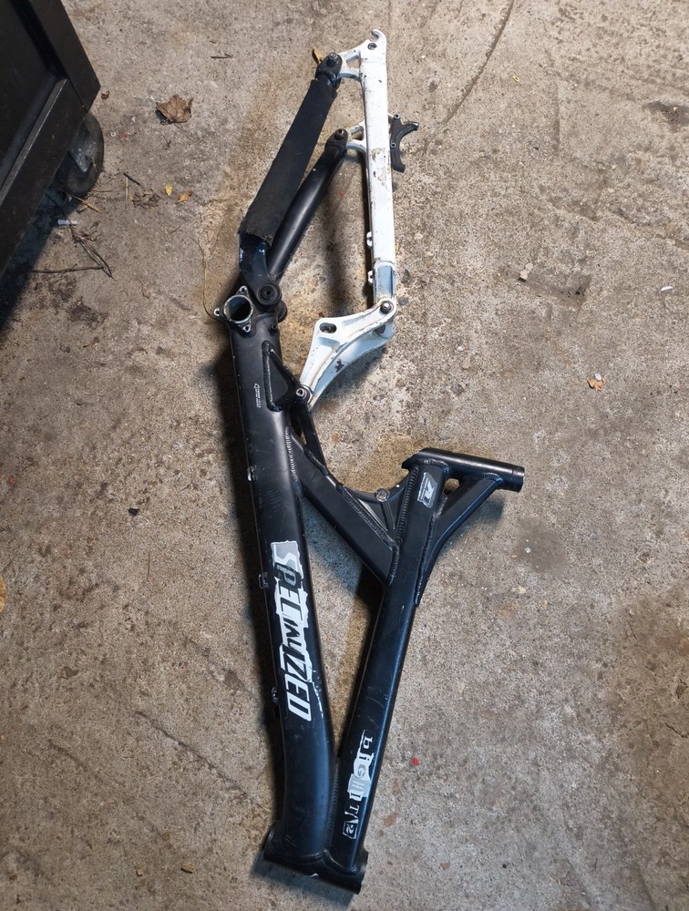 specialized big hit 2 bike frame