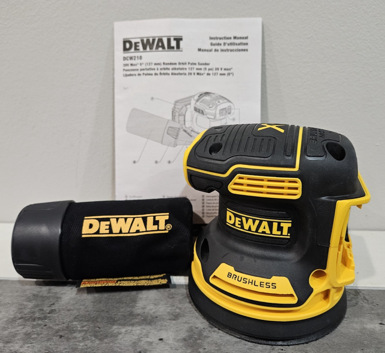 NEW DeWALT 20V MAX XR 5" Cordless Random Orbital Sander DCW210B (Bare Tool)
