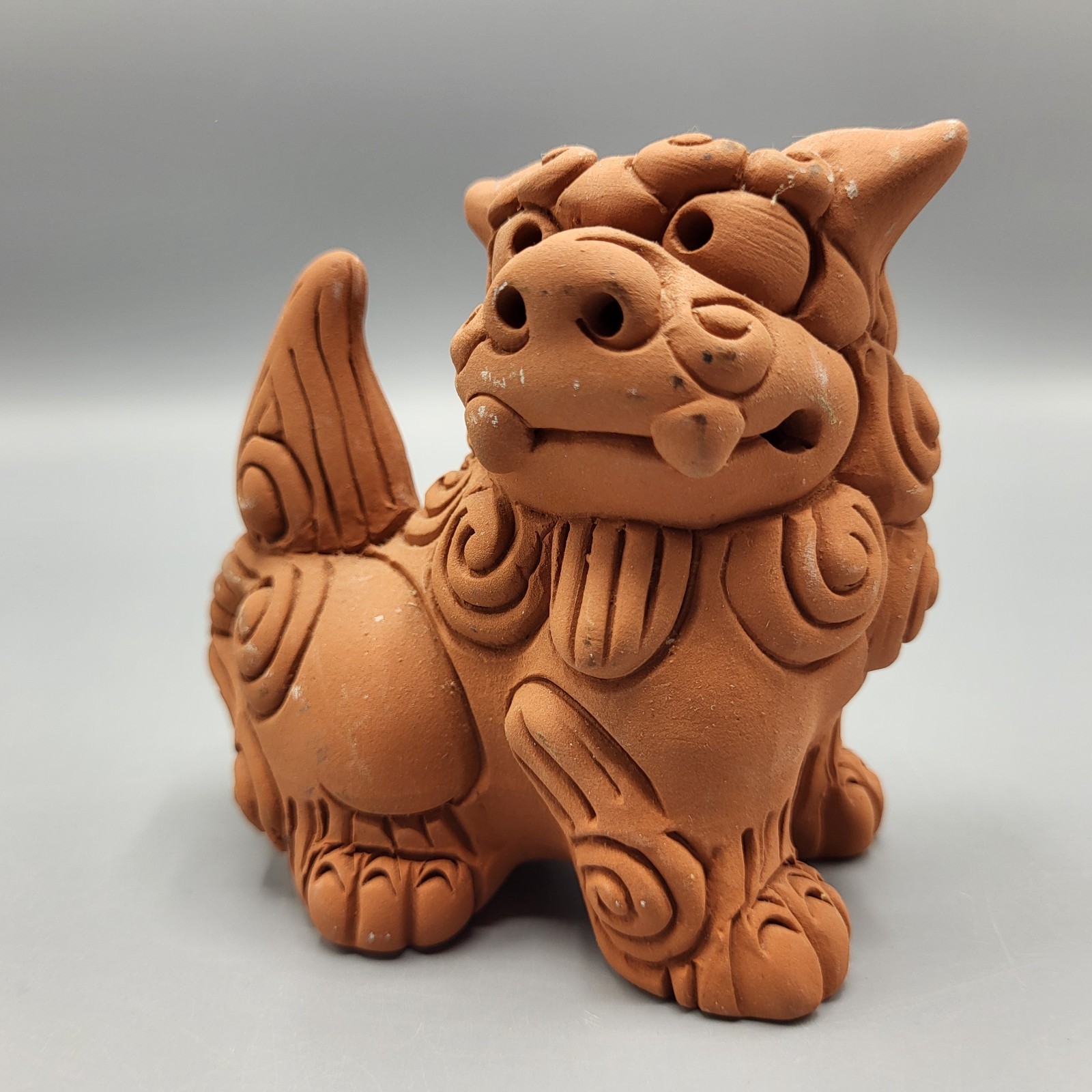 Set of 2 Okinawan Shisa Foo Dog Guardian Lions Figurines Terra Cotta Clay 3.5"