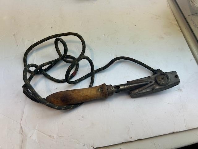 Electric Wells soldering Iron