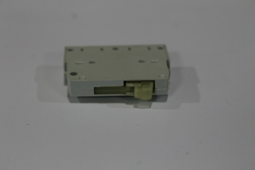 SIEMENS 3RV1901-1E AUXILIARY SWITCH