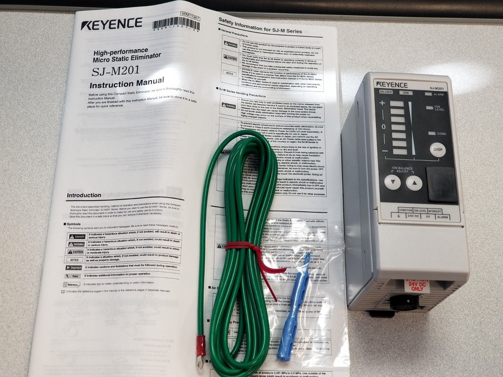 KEYENCE SJ-M201 - Static Eliminator SJ-M021 Spot Type Amplifier