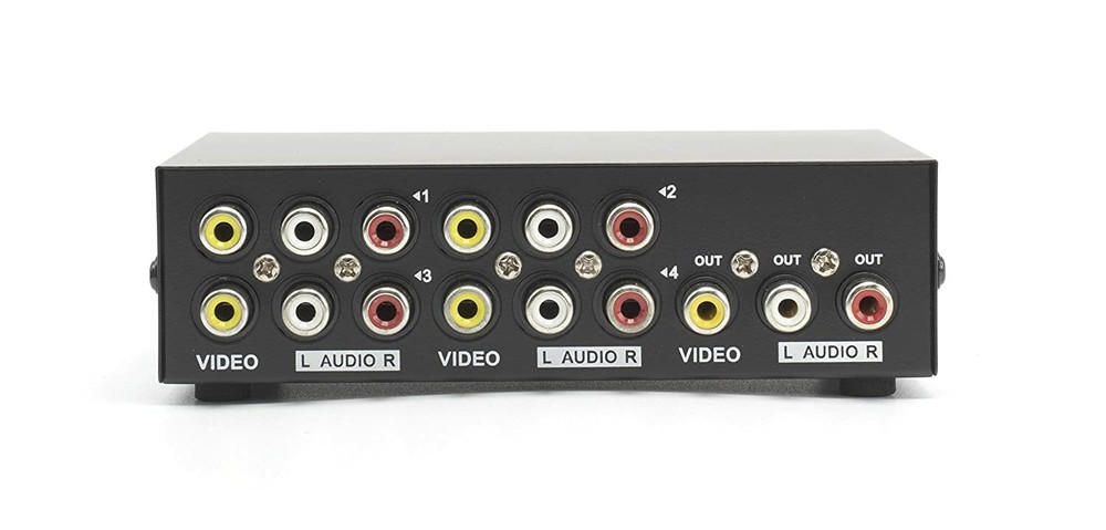 4 Way Switch Composite Video Switcher -Black- with RCA AV Cable