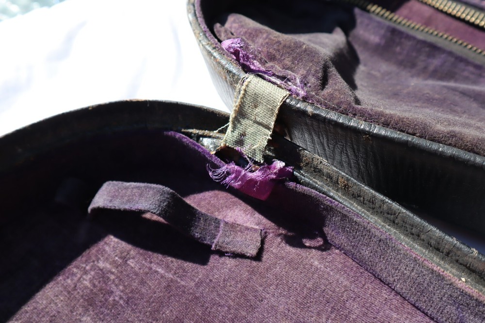 Antique violin hard case 30.5L