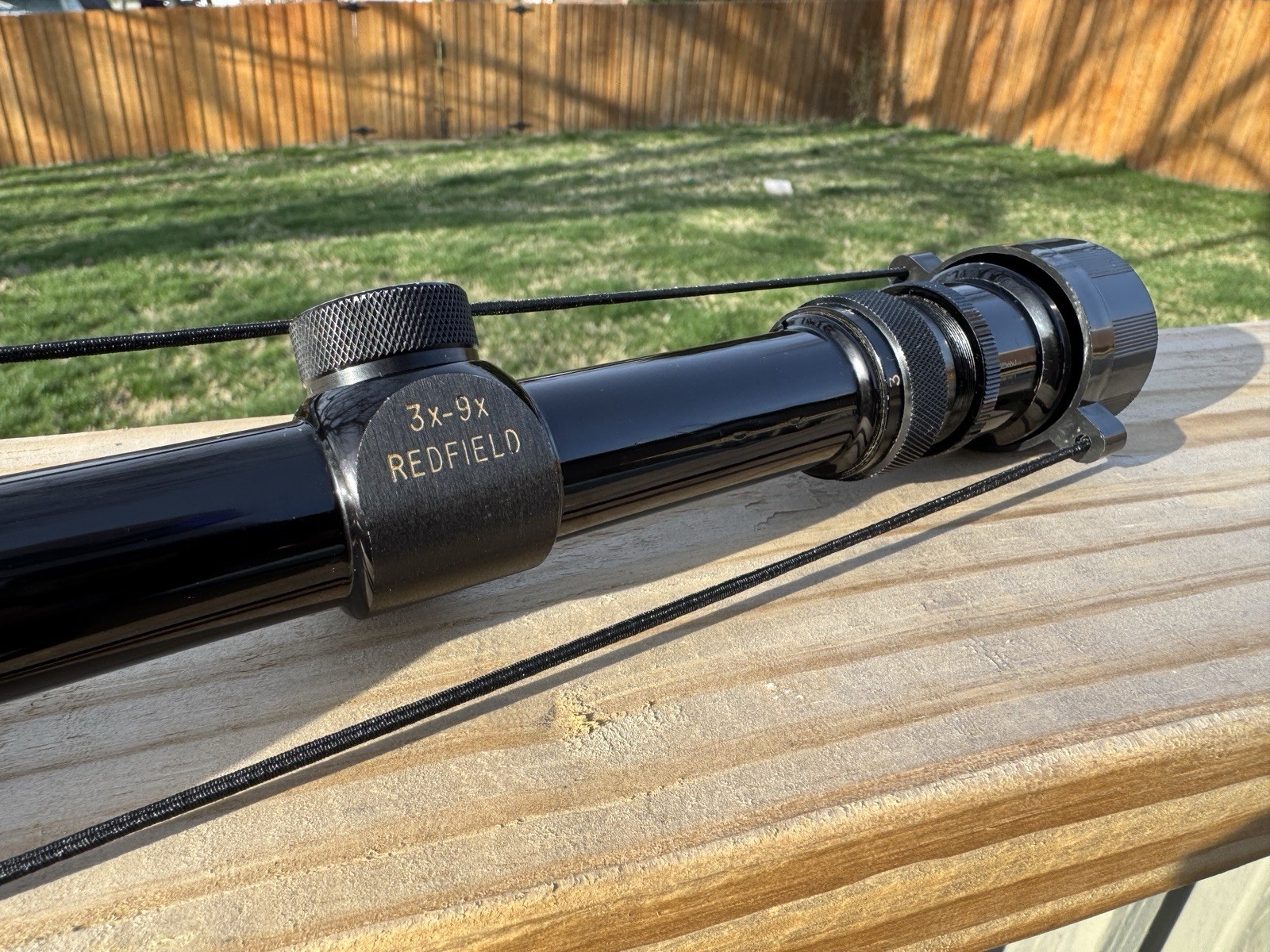 Vintage Redfield 3x-9x Fine Crosshair w/ Center Dot Gloss Rifle Scope USA Made