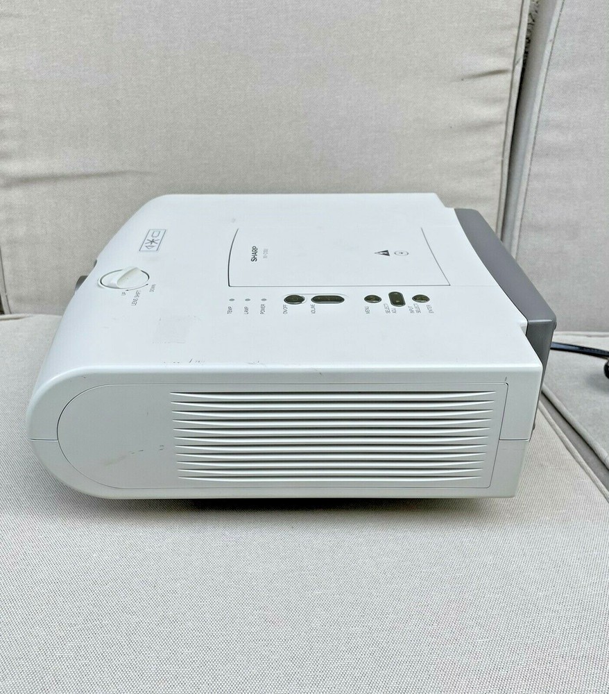 Rare Sharp XV-C10U | LCD Projector | Pal/Secam/NTSC System | W/ Remote | 814 Hrs