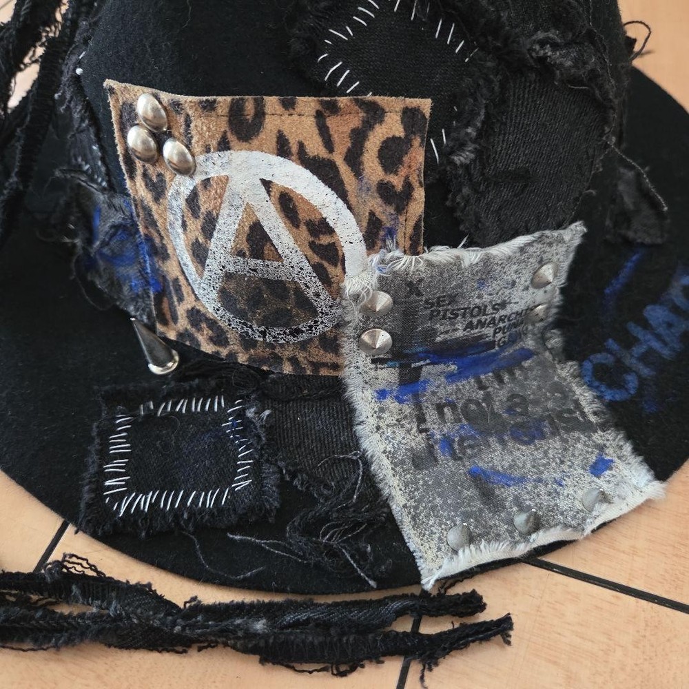 Anarchy PUNK Mountain Hat