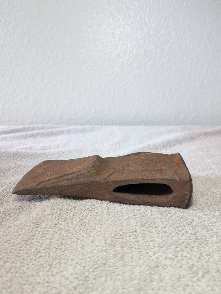 Vintage Rusty Ax Head Cool Design Cool Shape Unique Ax Head