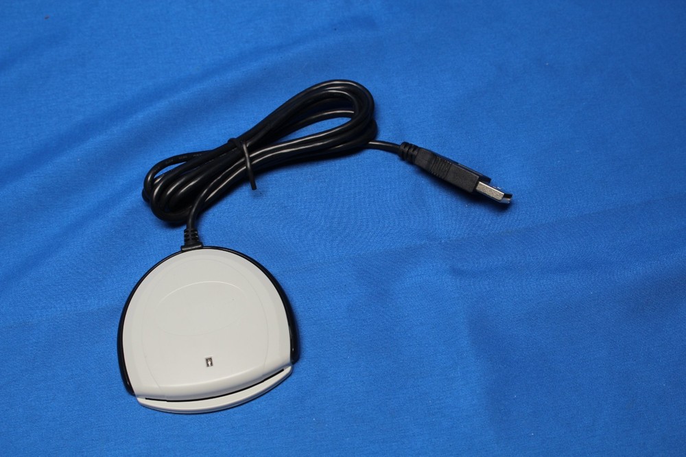 Identiv SCR3310 v2.0 USB Smart Common Access Card Reader 905331