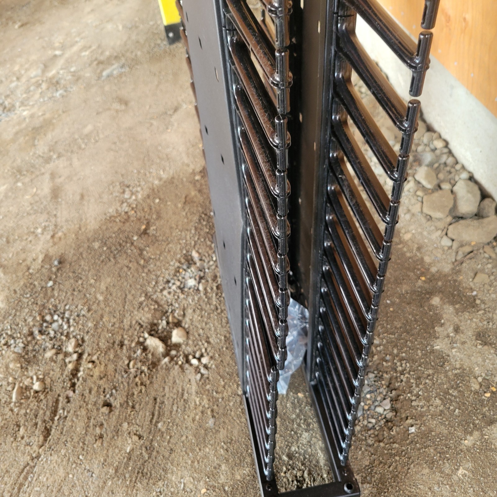 Chatsworth 35521-703 Double-Sided 7'x6"x24.3" Vertical Cable Manager 45U Rack