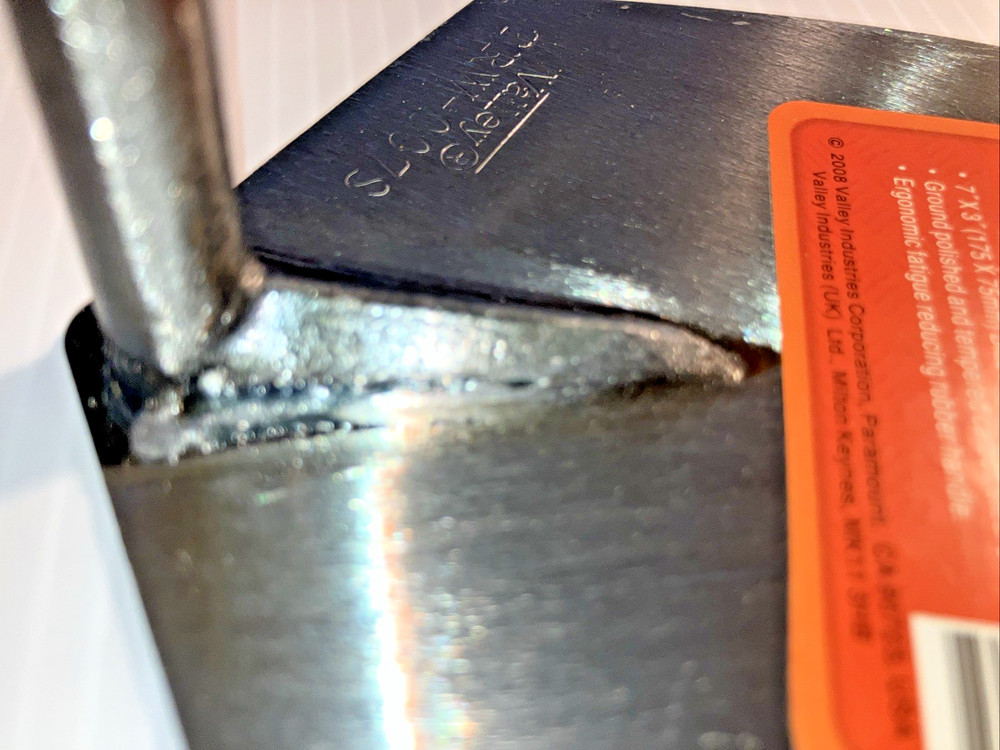 7"x3" Masonry Trowel with Soft Touch Handle
