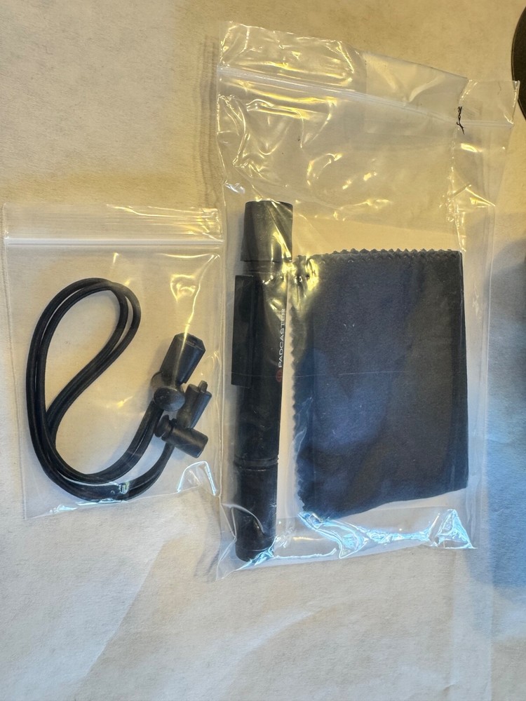 Podcaster Parrot Pro Teleprompter Kit