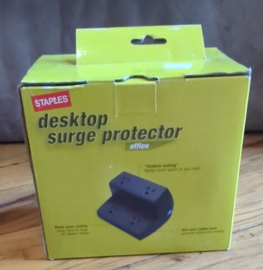 Staples SSM-DK40-US/CC 4 Outlet Desktop Surge Protector