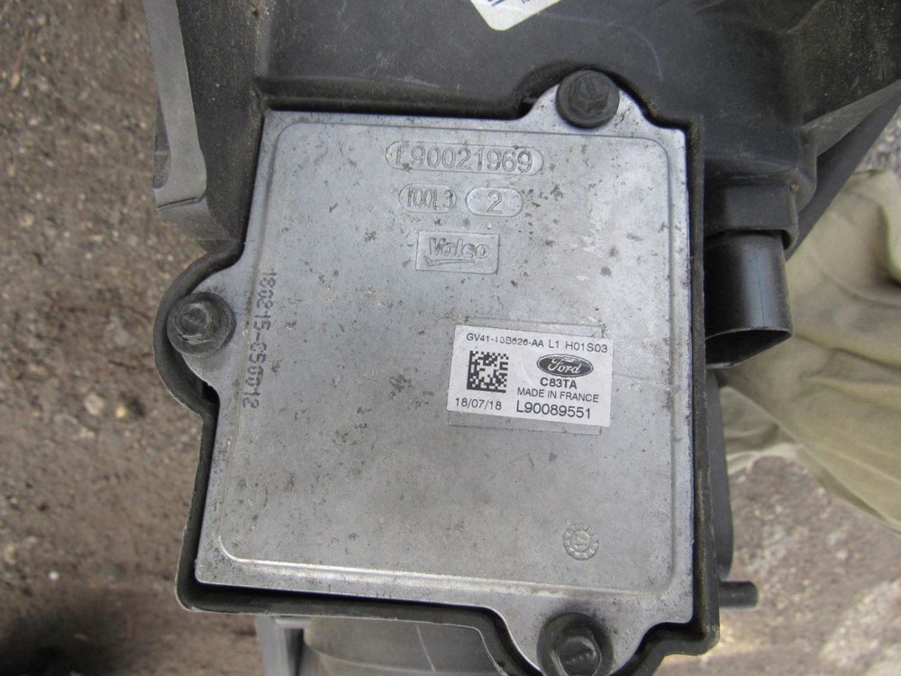 ESCAPE 2019 Glove Box 1027313