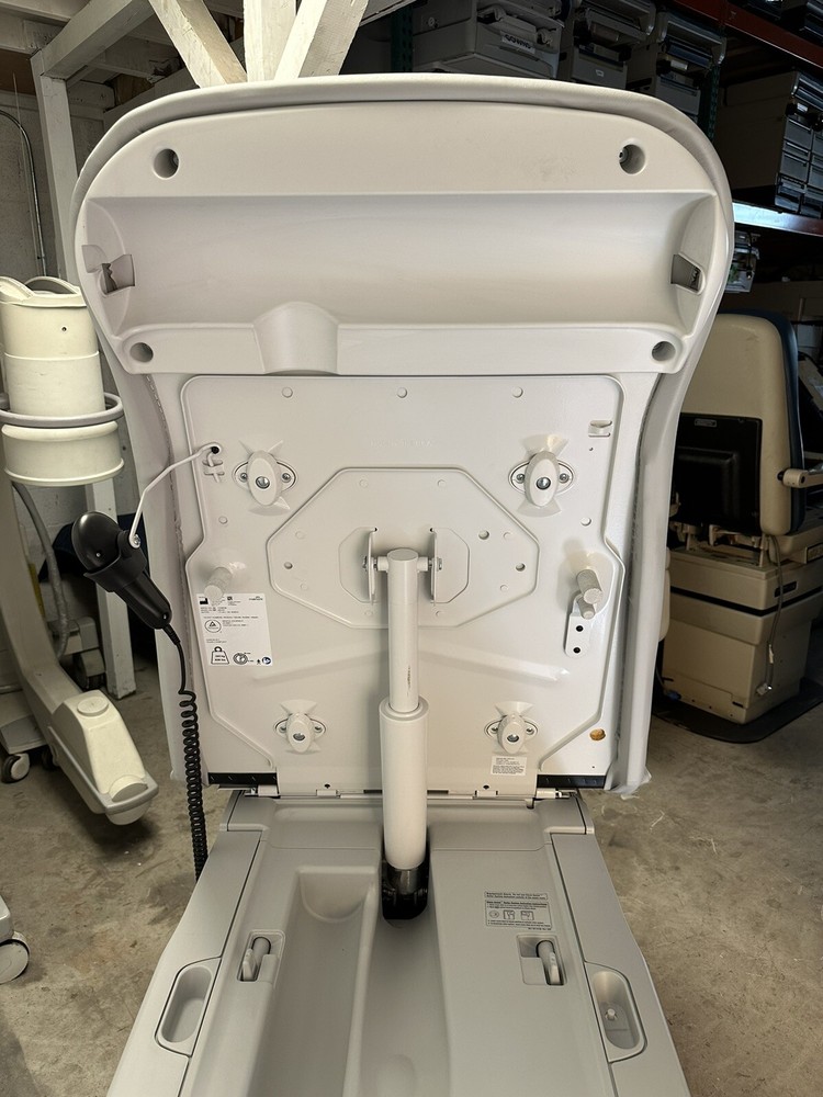 MIDMARK Ritter626-001 POWERED EXAM TABLE