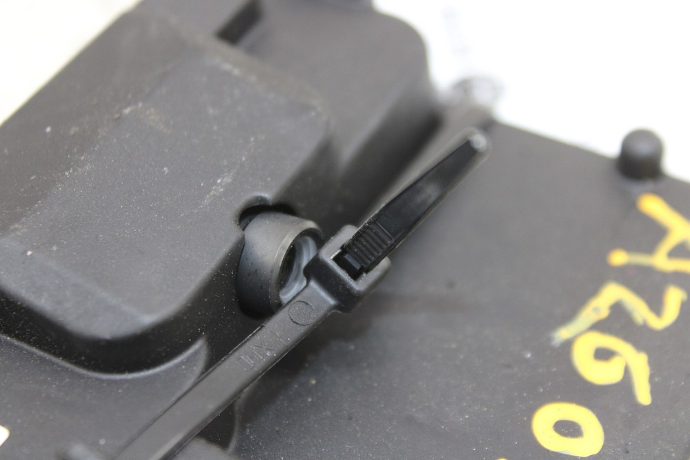 Camera/projector CAMERA WINDSHIELD MTD CREW-CAB AS SEEN FORD RANGER 2020