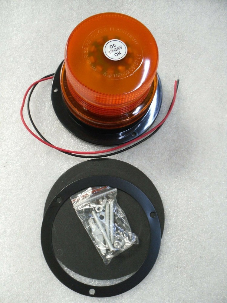 LED Beacon Light Single Flash Pattern 12/24V Bolt on Type