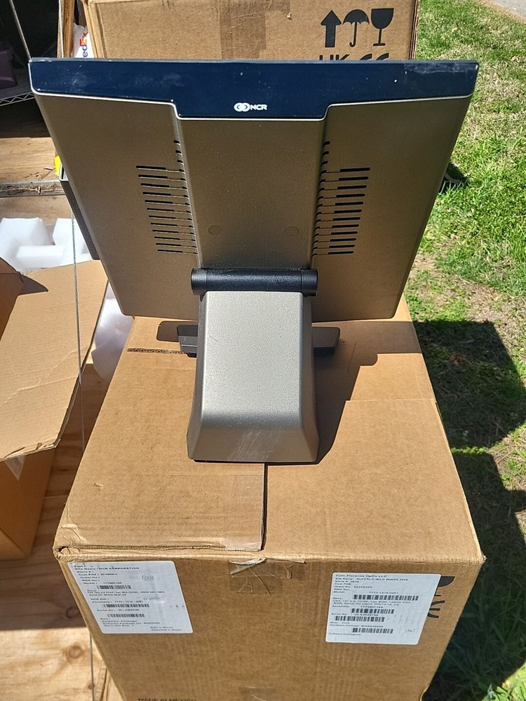 NCR 7754 15-Inch Touchscreen POS TERMINAL