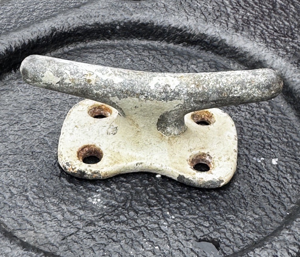 Antique Cast Iron Boat Cleat 3 1/4” Nautical Mooring Hardware Patina
