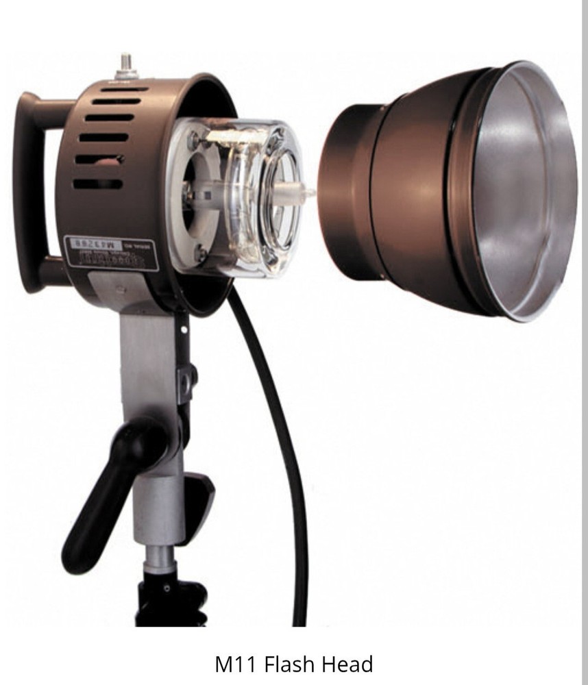 Speedotron DM802B LV Deluxe 3-Light System