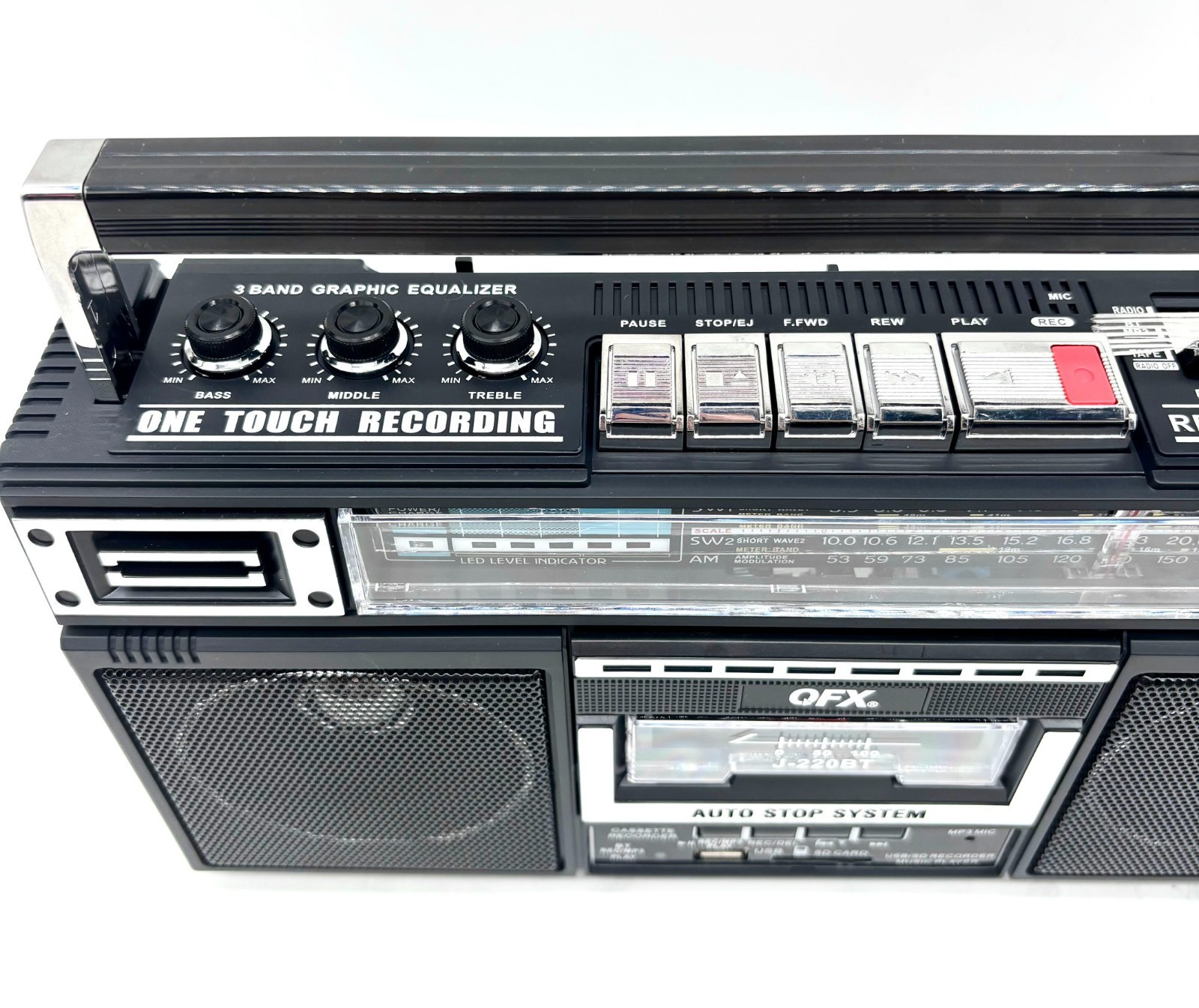 QFX J220BT Bluetooth Radio/Cassette to MP3 Converter Boombox