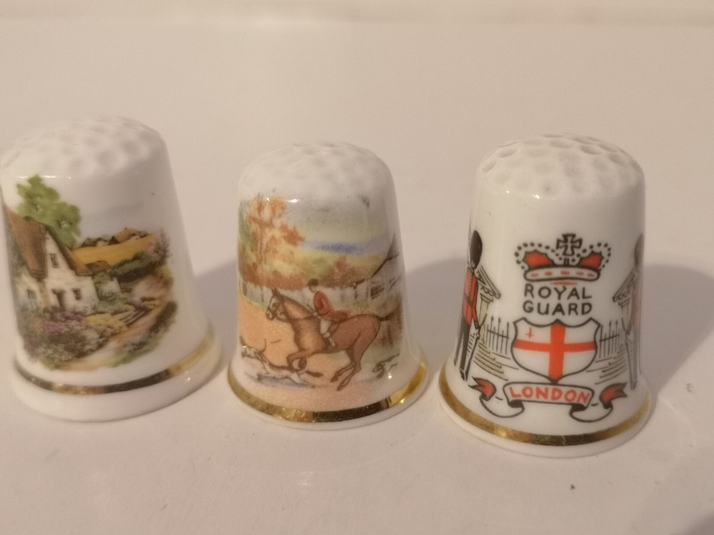 Bone China Thimble Royal Guard Etc X3