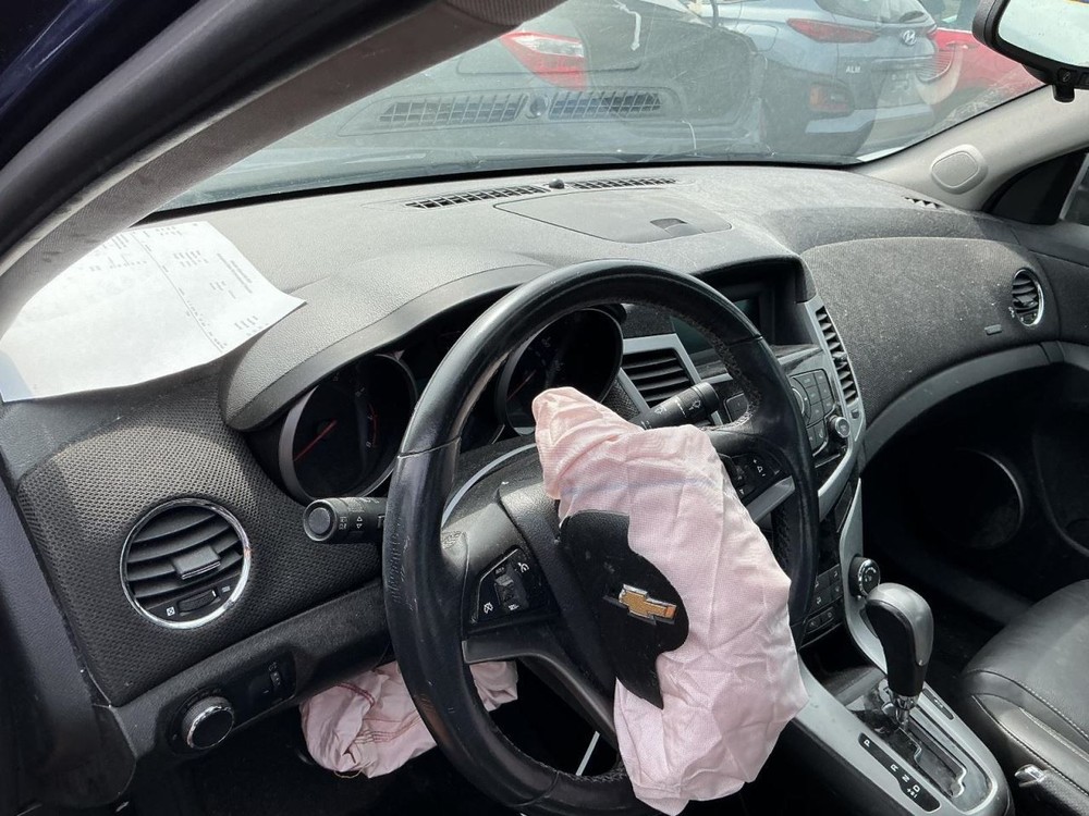 CRUZE 2012 Glove Box 4982308