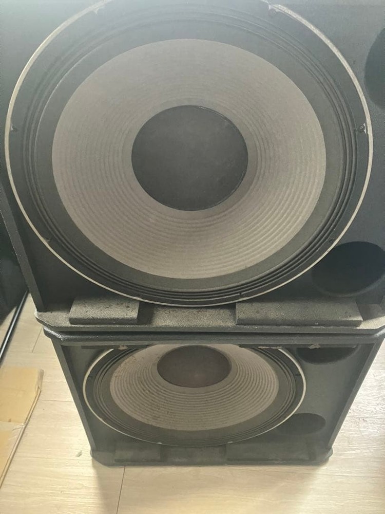 JBL SRX718S Subwoofer 1 Unit